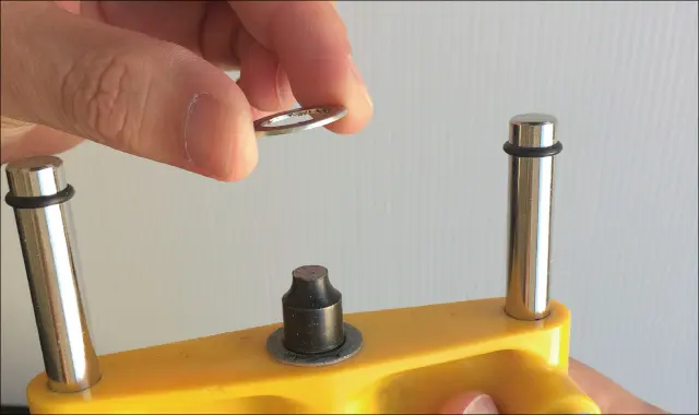 ワッシャーを外す