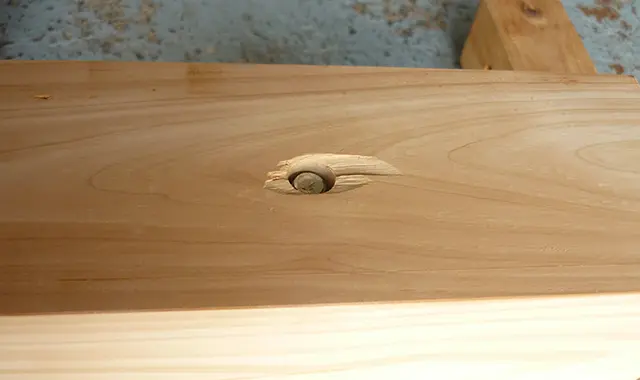 アンカーボルトが短い