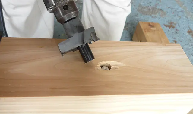 パイプを差し込む